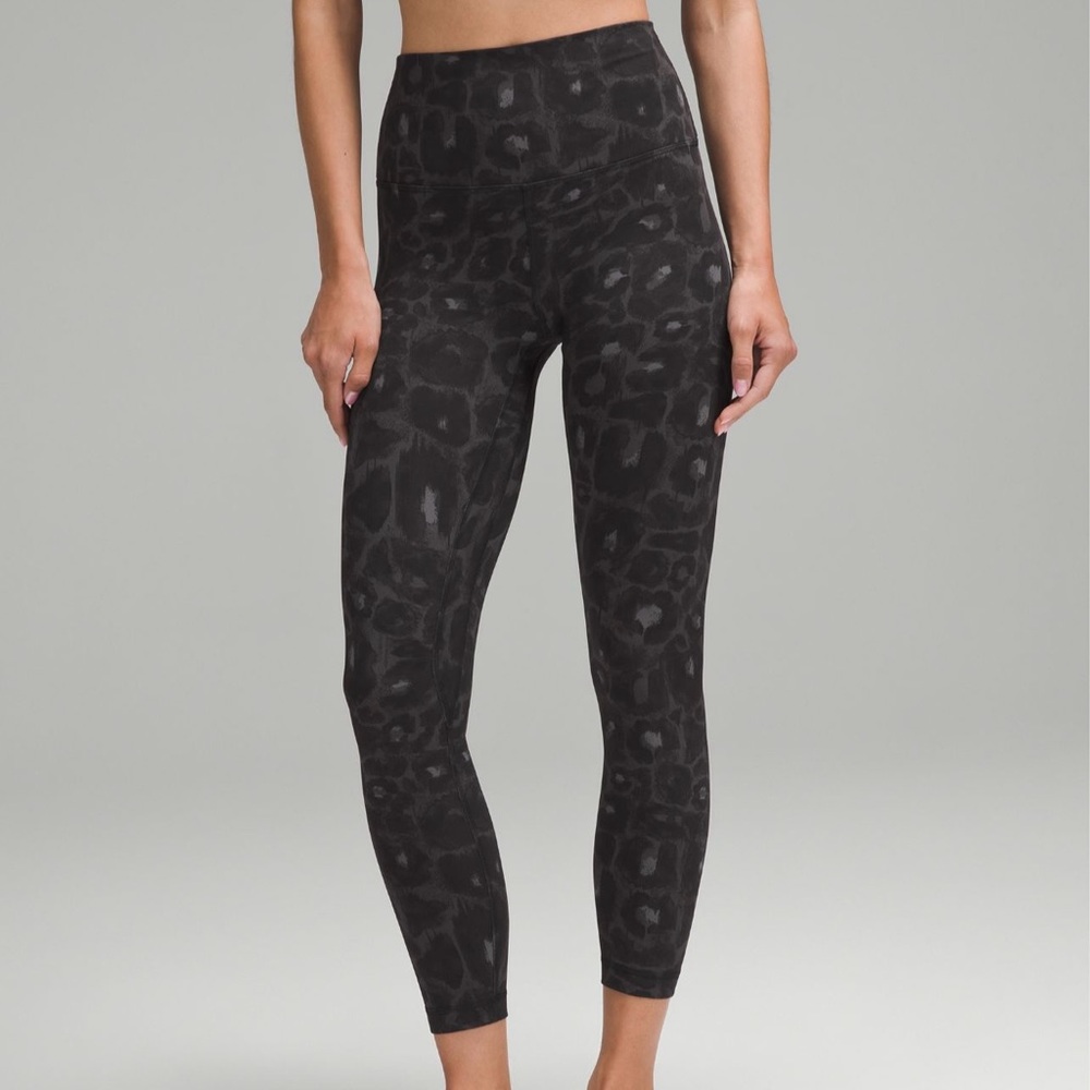 Lululemon Align Spray Leopard Black Multi HR Pant 25” Size 8